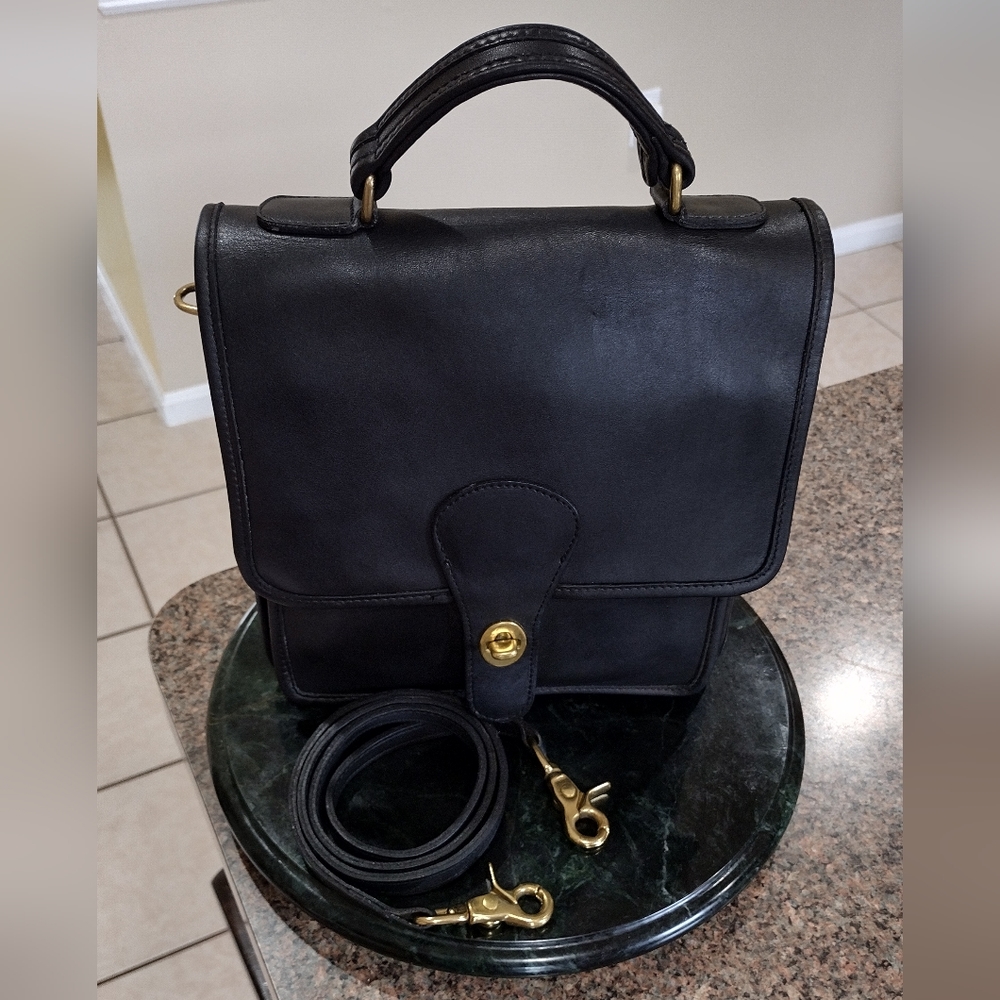 COACH  Vintage Cross body Bag